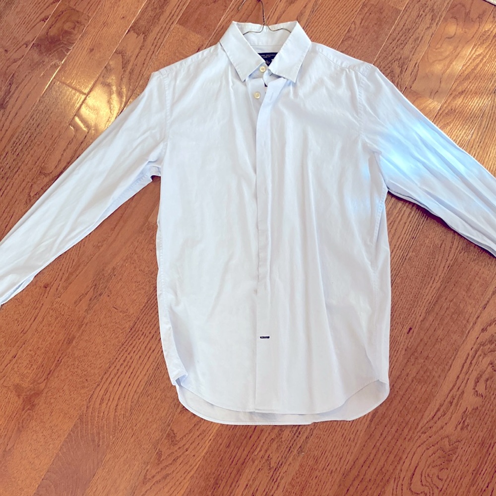 Banana Republic mens light blue dress shirt